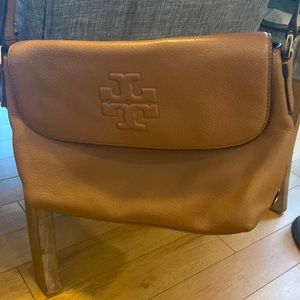 Tory Burch Thea crossbody. Pebbled leather